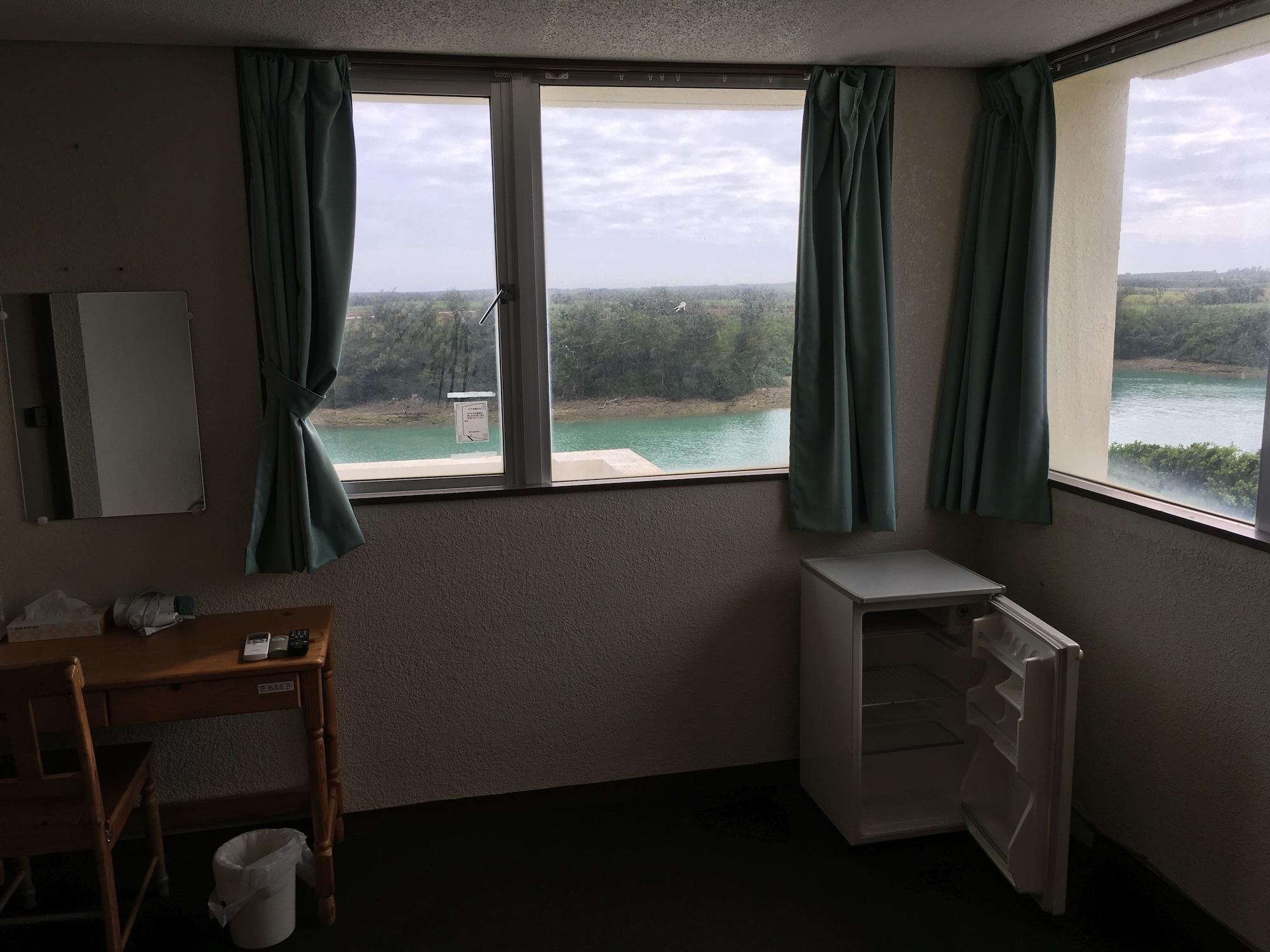 Hotel South Island Miyakojima  Exterior photo