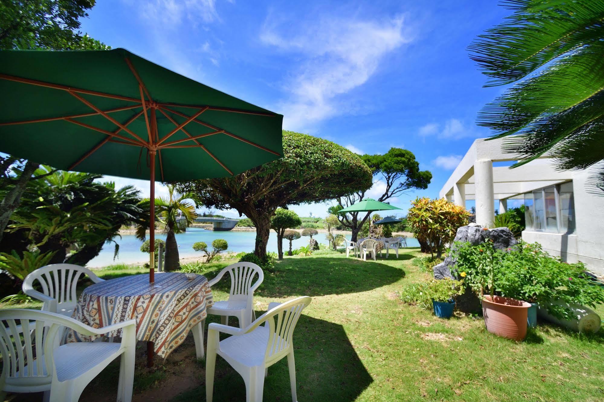 Hotel South Island Miyakojima  Exterior photo